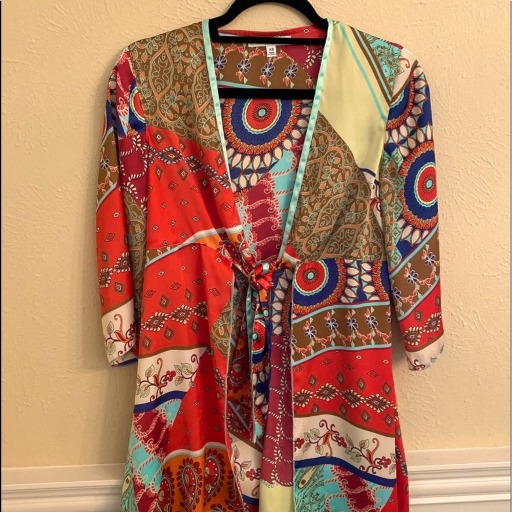 Cabi Paisley Silk Kimono Wrap